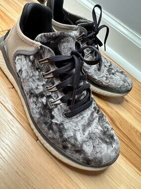 Nike: Nike Free Velvet Leopard Print Purple Sneakers